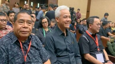 Sidang Hasto Memanas, Ganjar hingga FX Rudy Turut Hadir di Tipikor