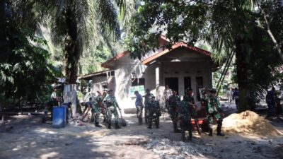 Pembangunan Rumah Bapak Sisu Capai 85%