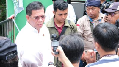 Menteri ATR/BPN Nusron Wahid Kunjungi Kendari