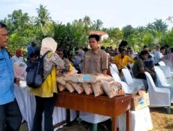 PalmCo Salurkan 22 Ton Benih Padi untuk Petani Sumut
