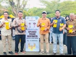 Minyak Goreng Murah Rp15.000 di Anyar