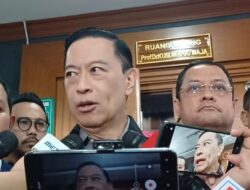 Tom Lembong Bacakan Pledoi: Jadi Oposisi, Jadi Tersangka