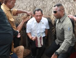 Tito Karnavian Pulang Kampung ke Wamena, Bawa Kabar 2.200 Rumah Baru