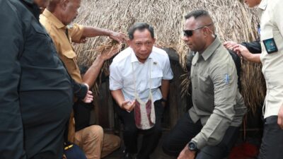 Tito Karnavian Pulang Kampung ke Wamena, Bawa Kabar 2.200 Rumah Baru