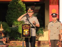 Hari Juang Polri 2025, 55 Personel Polres OKU Timur Terima Penghargaan