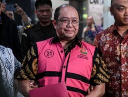 Isa Rachmatarwata Didakwa Rugikan Negara Rp90 Miliar