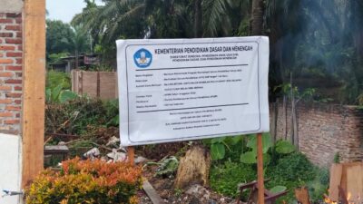 Proyek Pendidikan SMPN 1 Air Batu Terindikasi Bermasalah