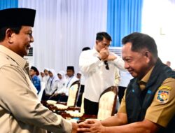Prabowo Luncurkan Digitalisasi Pembelajaran di Bekasi