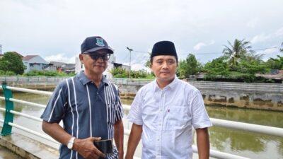 Ribuan Ikan Mati di Tandon Pamulang