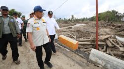 Tito Minta Solusi Pemanfaatan Kayu Pascabencana di Pidie Jaya