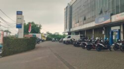 Parkir Liar Menggurita di Ciputat: Dugaan Intimidasi hingga Arogansi Oknum Juru Parkir di Area Bank