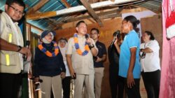 Mendagri Tito Tinjau Kampung Nelayan Tanjung Ria, Soroti Sanitasi dan Rumah Tak Layak Huni