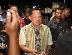 Parade Tenun Belu Dipuji Mendagri Tito, Jadi Penggerak Wisata dan UMKM
