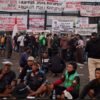 Demo 27 Agustus di DPR, Massa Pati dan Ojol Bertahan Jaga Logistik