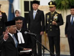 Prabowo Lantik Suahasil Nazara sebagai Menteri Keuangan, Gantikan Purbaya Yudhi Sadewa