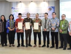 Kantah Tangsel Serahkan 10 Sertipikat Aset Negara